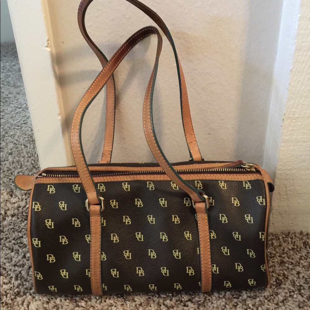 Dooney & Bourke Classic Bag